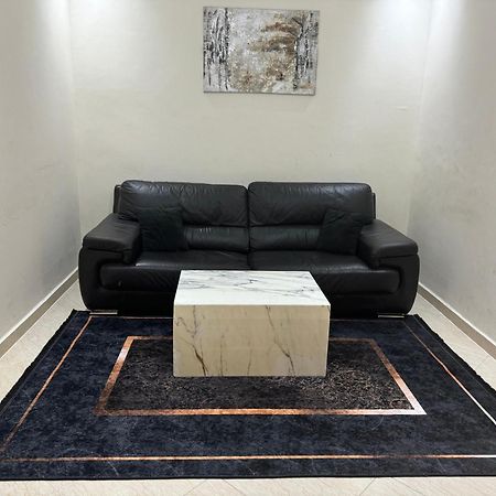 Magnifique Appartement A Rabat Proche De La Mer Exteriör bild